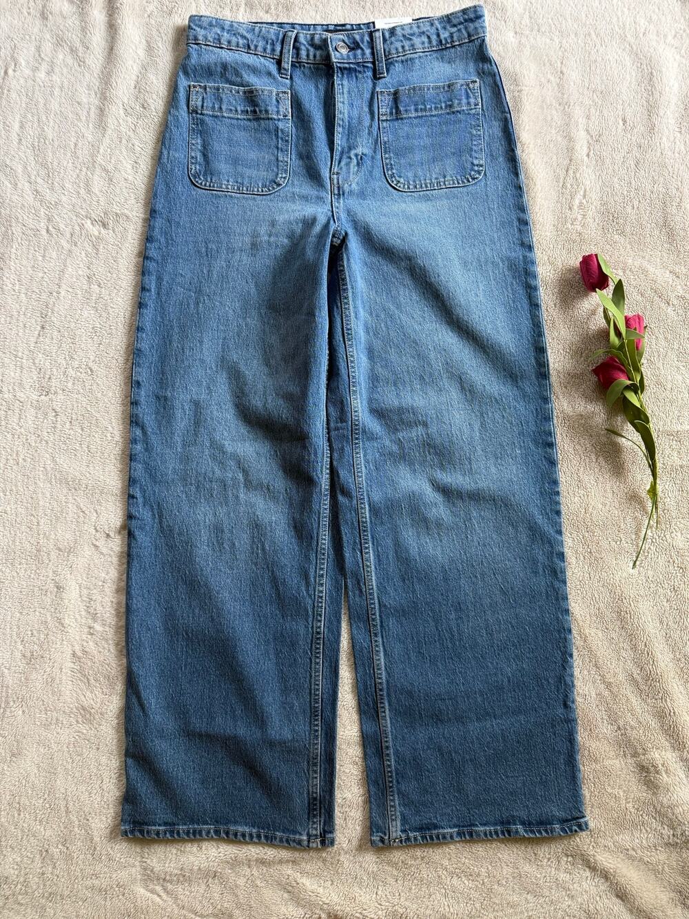 Free Assembly HR Patch Pocket Jean Size 10 NWT